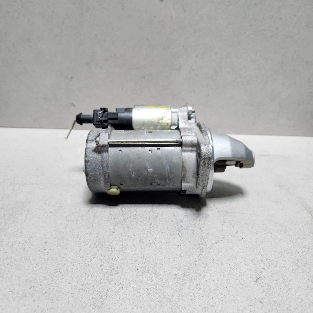 2014-2016 BMW 528i Starter Motor 7579155 E60 E90 Z series X5 3.0si and 528Xi