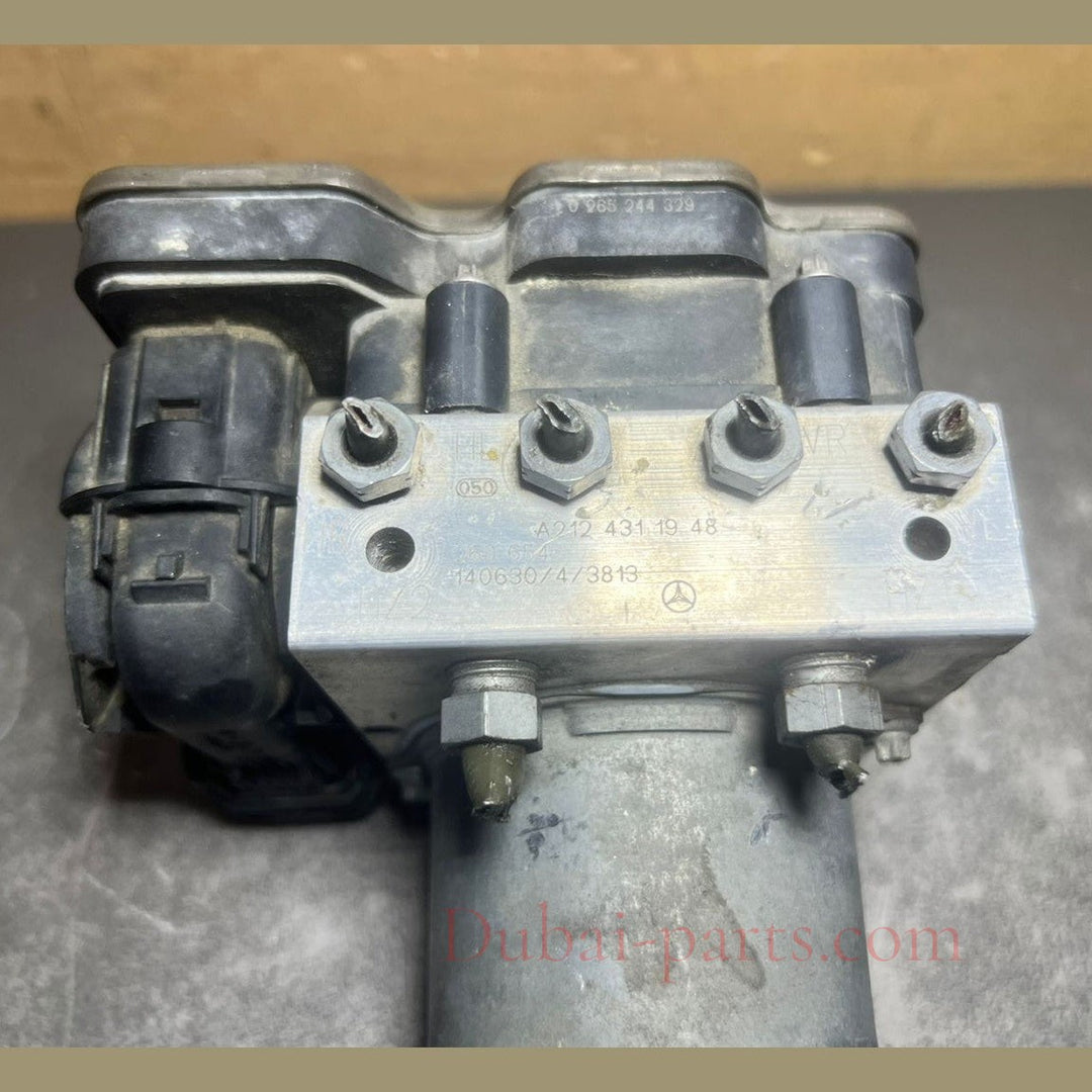 13-16 Mercedes W212 E-Class ABS Anti Lock Brake Pump Module A212 4311948 OEM