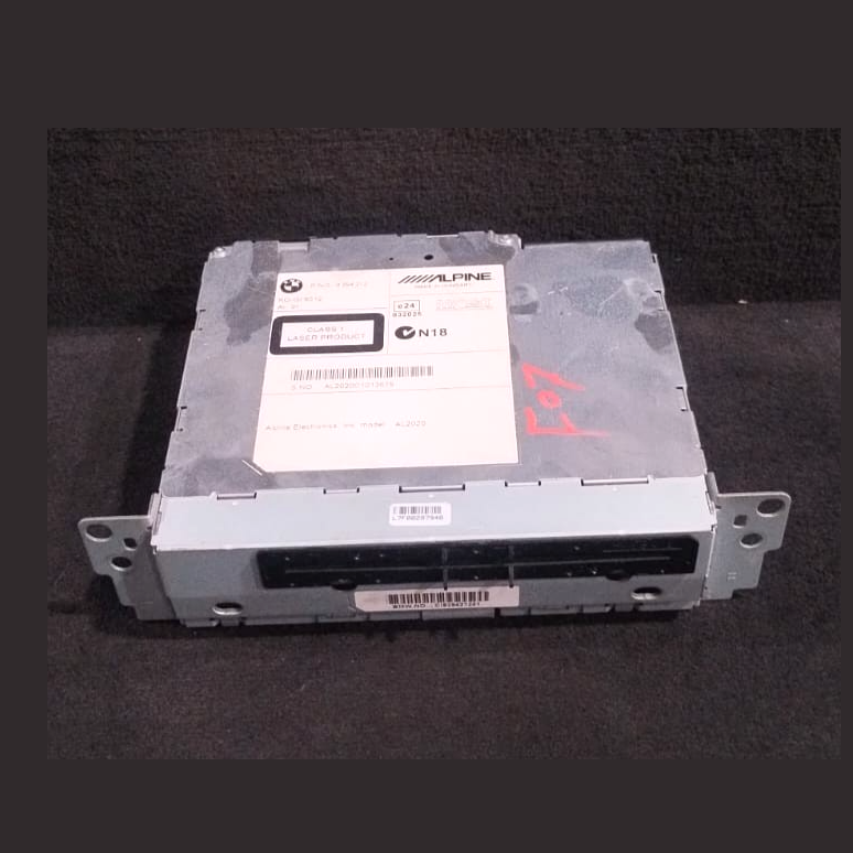 BMW F10 F11 F30 PROFESSIONAL RADIO CD/DVD GPS HEAD UNIT SYSTEM P/N 9294212