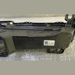 قم بتحميل الصورة إلى عارض الصور، OEM 2023-2024 BMW 7 SERIES G70 RIGHT DRL DAYTIME RUNNING LIGHT LED 9450080