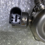 Bild in die Galerieansicht laden, OEM BMW F20 F22 F11 Petrol N55 High Pressure Fuel Injection Pump 7610761 BOSCH