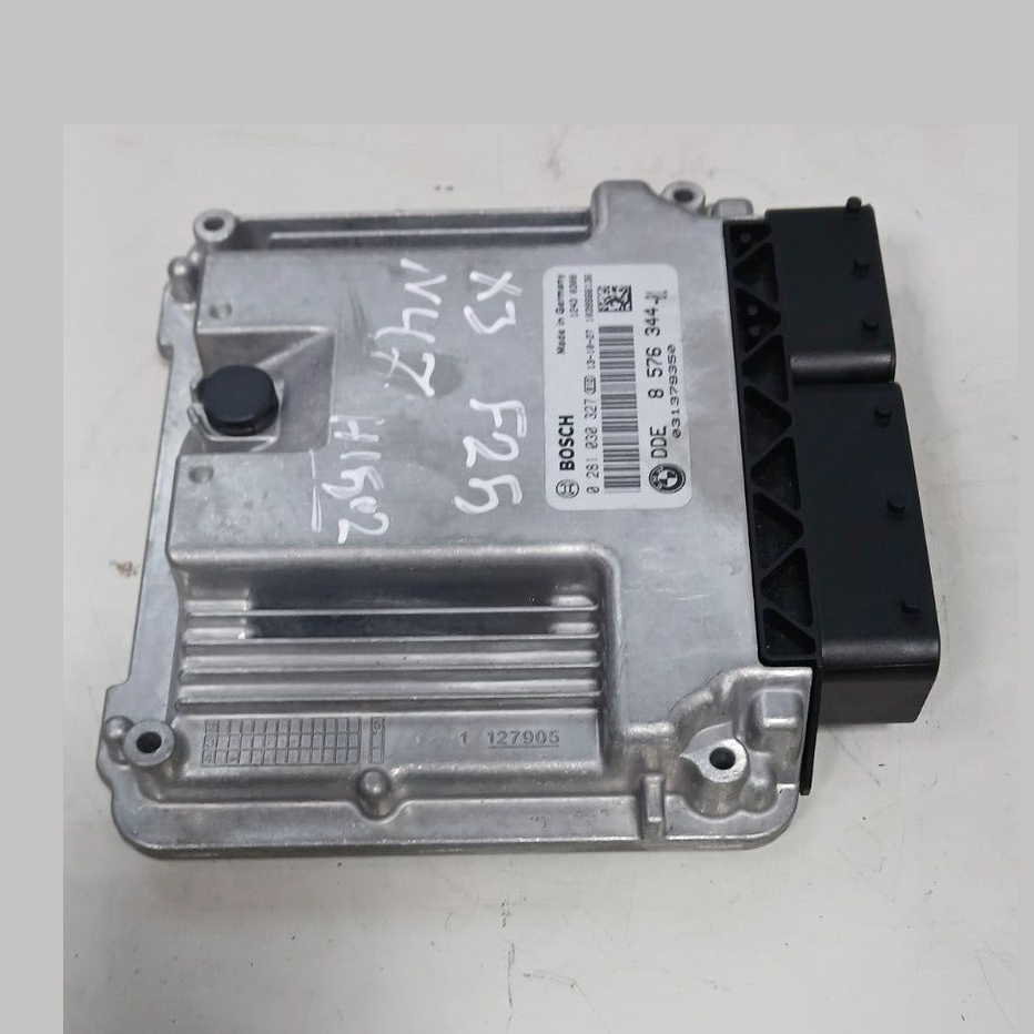 BM X3 F25 N47N ENGINE CONTROL UNIT MODULE DDE 8576344