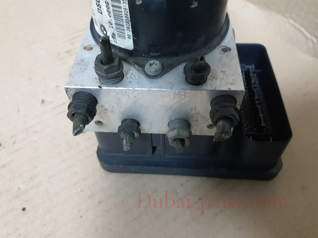 2001-2006 BMW E46 3 Series 325i ABS/DSC Pump Module 6765452 OEM