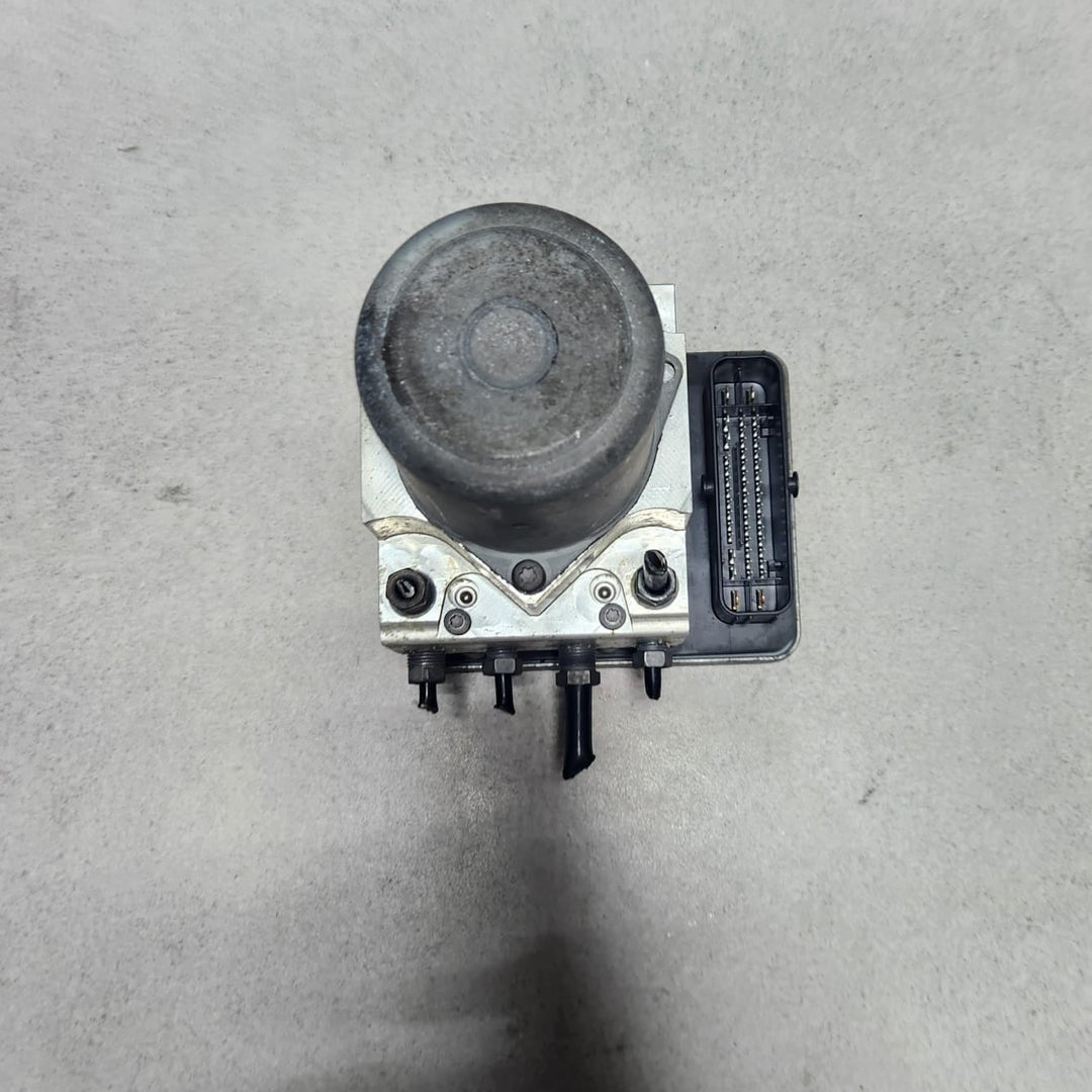 2016-2019 BMW 750i xDrive Abs Pump Module 5A01941 G30 G31 G32 G11 G12 G01 G02