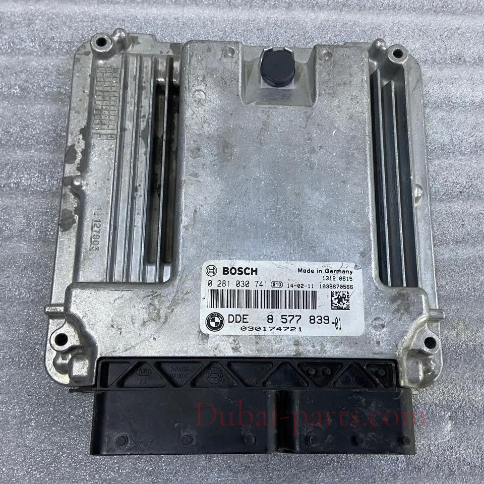 OEM BMW X3 F25 30D xDrive N57D30 3.0 DIESEL ENGINE CONTROL UNIT ECU ONLY 8577839