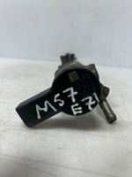 Load image into Gallery viewer, 2002-2005 BMW 745i 7 Series E65 E66 E67 E60 E83 X3 Fuel Rail INJECTOR 7795514 