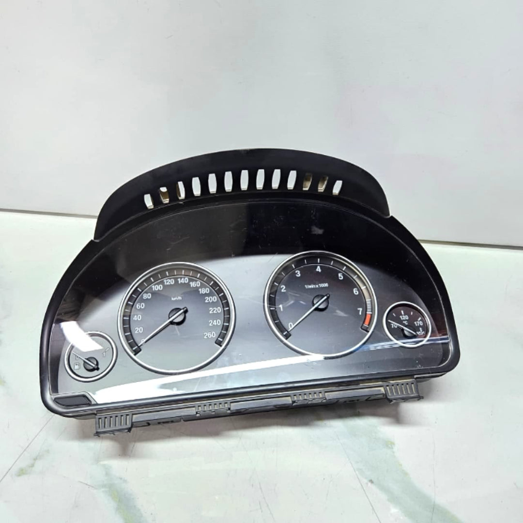2011-2012 BMW 5 Series F10 528i Instrument Cluster 9280477