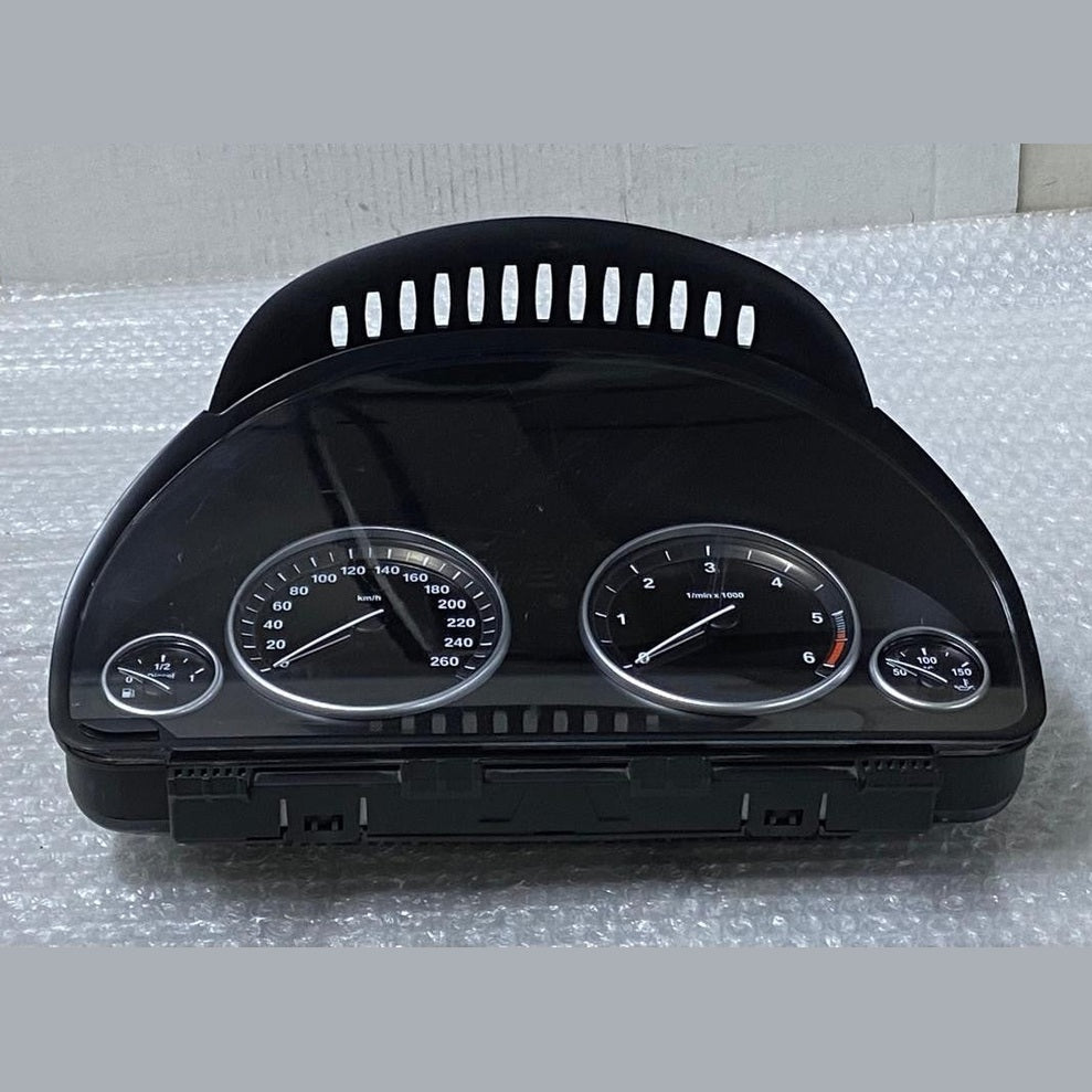 OEM BMW F10 2014 DIESEL SPEEDOMETER / INSTRUMENT PANEL CLUSTER 9348714