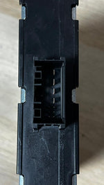 Bild in die Galerieansicht laden, 12-15 BMW X1 E84 E90 E92 E93 M3 9253208 Voltage Converter Control Module 
