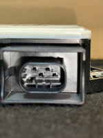 Bild in die Galerieansicht laden, BMW Yaw Rate Speed Sensor 6782370 Compatible with E60, E65, E70 X5, and E90 mode