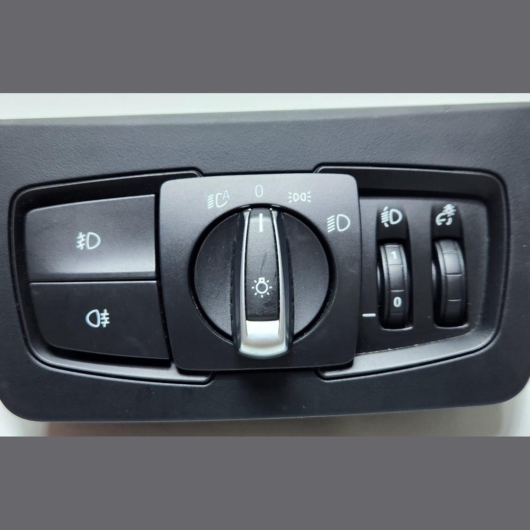 2013 BMW 320i Headlight Switch Control Unit 9265305 F20 F21 F30 F31 F32 OEM