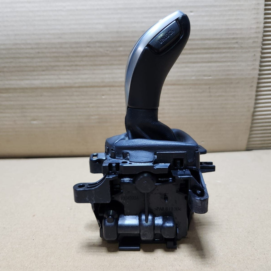 2012 BMW 328i Automatic Gear Selector 9260971, 3 Series F30 F31 F35