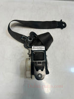 Bild in die Galerieansicht laden, 2006-2013 BMW X5 E70 Front Right Seat Belt Retractor 3061430