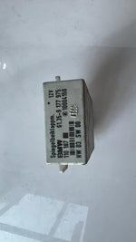 قم بتحميل الصورة إلى عارض الصور، 2011-2015 Mini Cooper R56 models Mirror Control Module 9177975 OEM