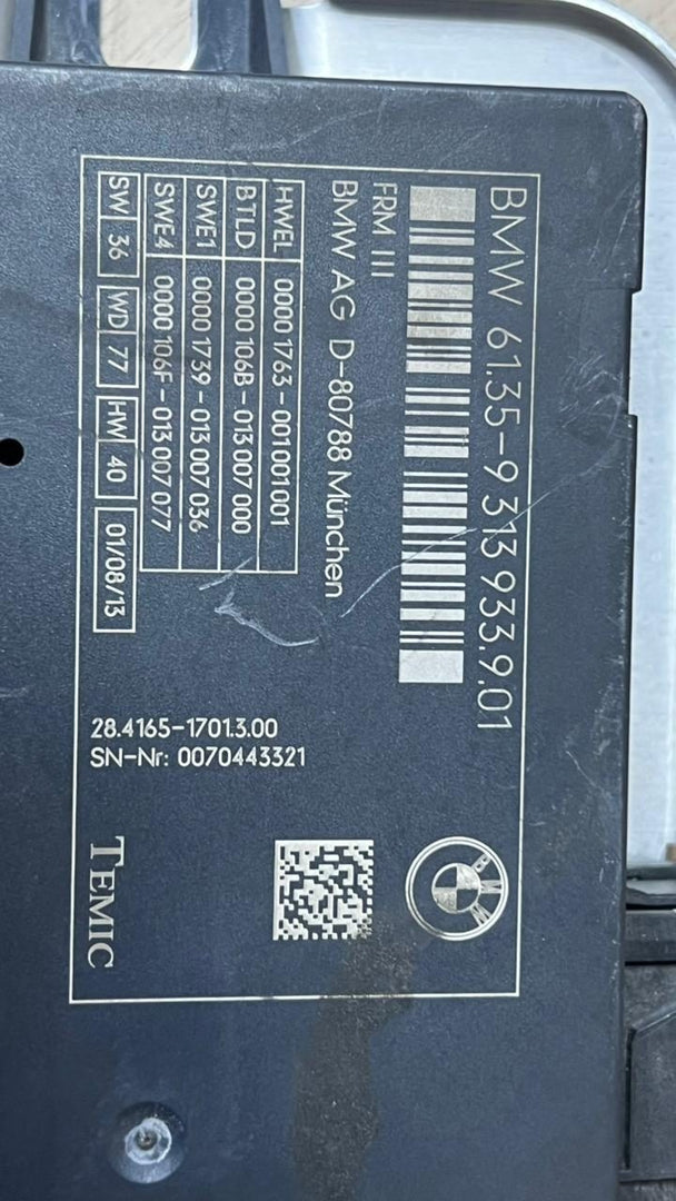 BMW 2013-2017 650i Gran Coupe Footwell Light Control Module 9313933