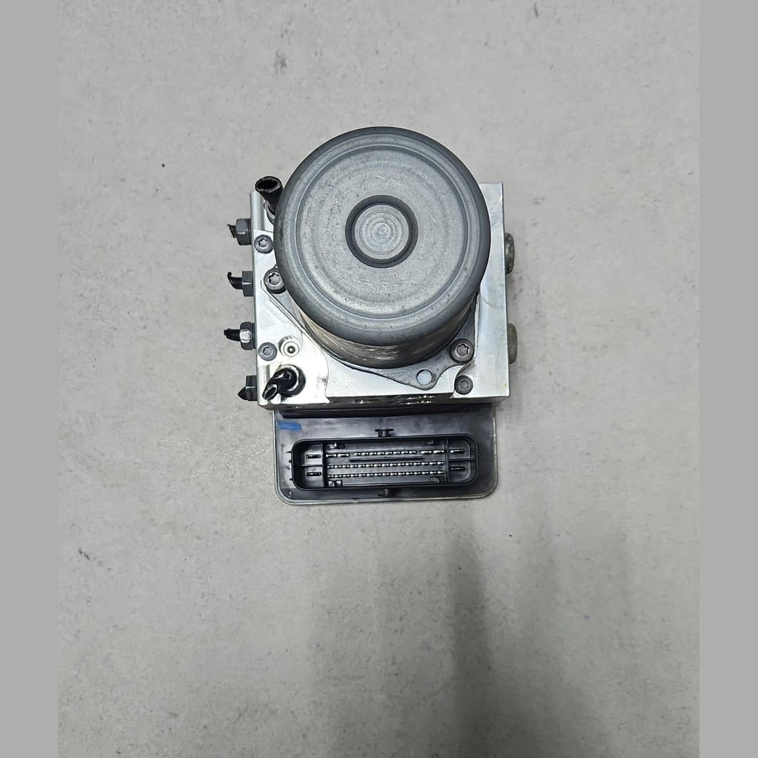 2007-2009 BMW 328i Abs Pump Module 6886959 3-Series and G30 G11 G12