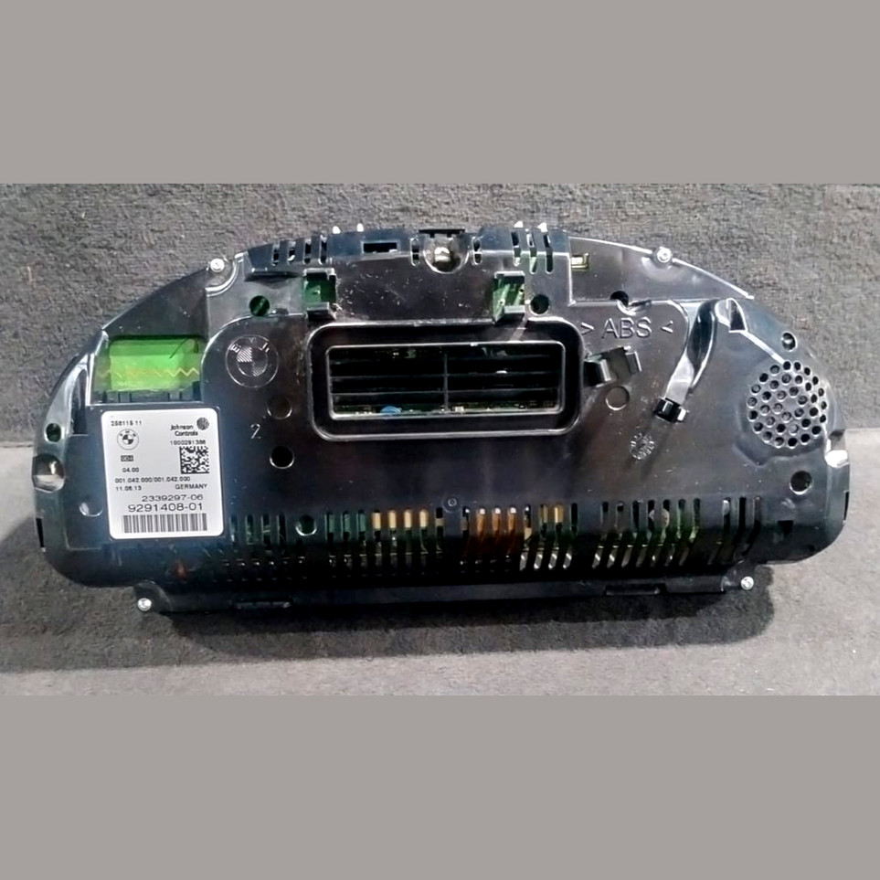 BMW F10 F11 F25 X3 E-SERIES INSTRUMENT CLUSTER (KM/H) P/N 9291408-01