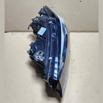 Bild in die Galerieansicht laden, Genuine 2019-2023 BMW 330i Front LEFT Headlight 9481715 G20 and G21