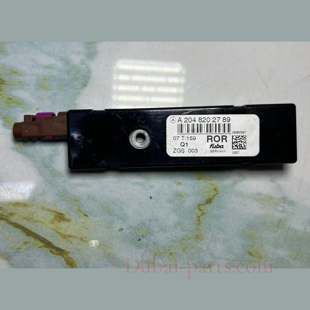 2011-2014 Mercedes-Benz C180 Antenna Amplifier A2048202789 W204 C-Class.