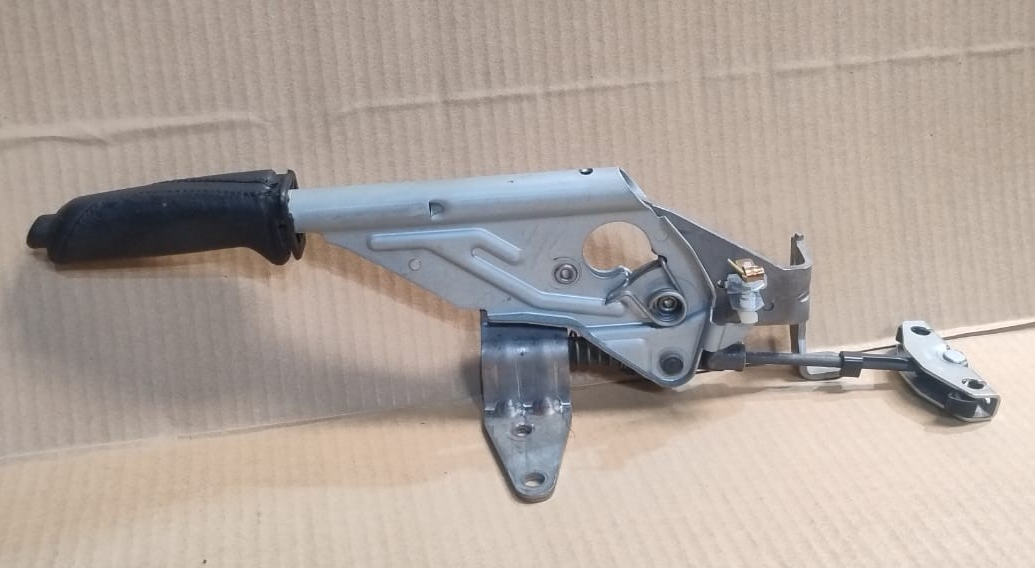 BMW GENUINE 3 SERIES F30 F31 F80 HANDBRAKE LEVER HANDLE ASSEMBLY 6799102