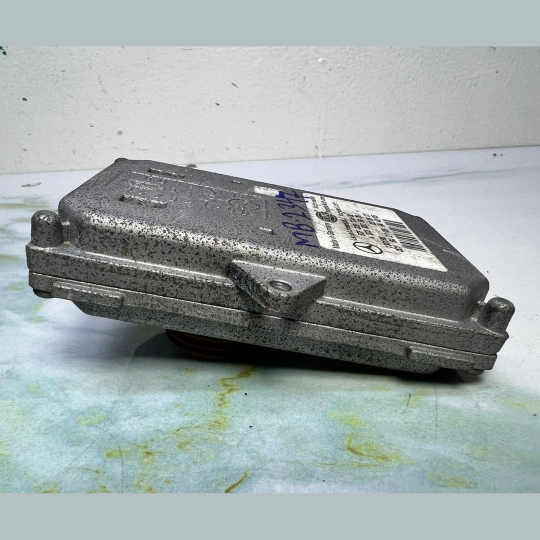 2007-2010 Mercedes-Benz CLS350 Headlight Ballast Module A0038205826 CLS-Class