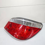 Bild in die Galerieansicht laden, 2003-2007 BMW 5 Series E60 E61 525i Rear Right Outer Taillight 7165738