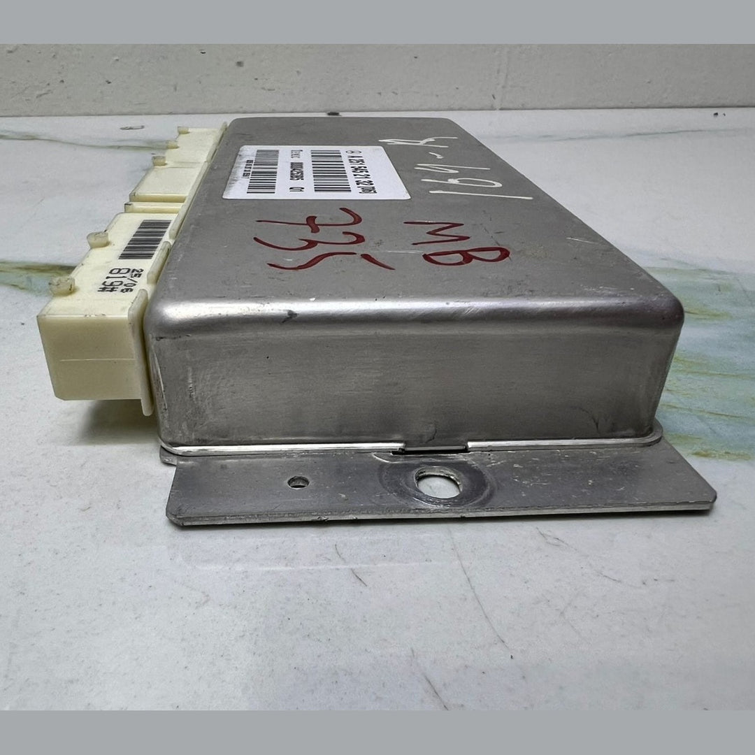 2007-2012 Mercedes-Benz GL450 Airmatic Air Suspension Control Module A2515452132