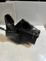 Load image into Gallery viewer, 2011 BMW E90, E91, E92, E93 X1 E84 130KW DIESEL Air Filter Housing 8512599 OEM