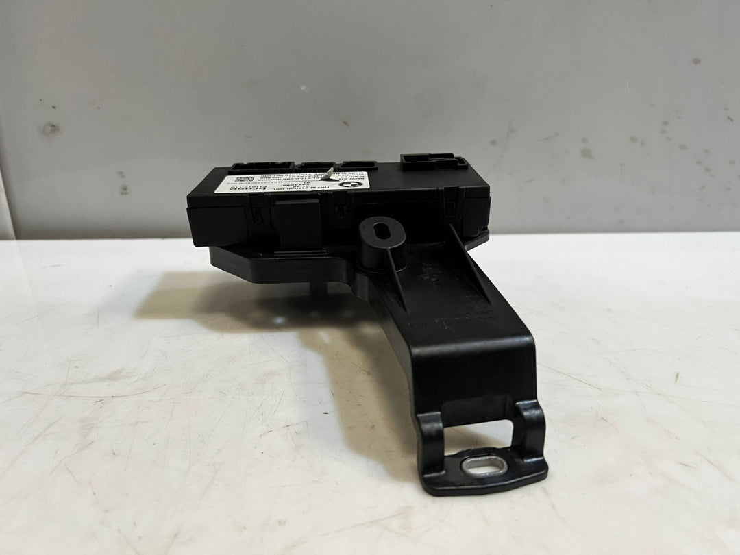 2023 BMW iX 120 Tailgate Control Unit 5A74B09 OEM