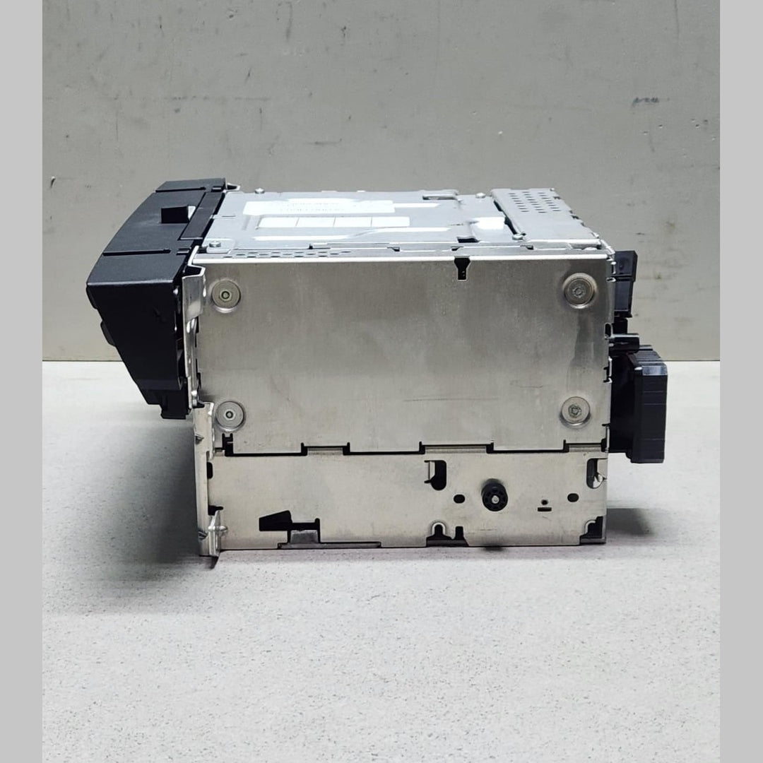 2004-2010 BMW 525i Navigation Head Unit  CCC MD 9159026 5 Series E60 E61  OEM