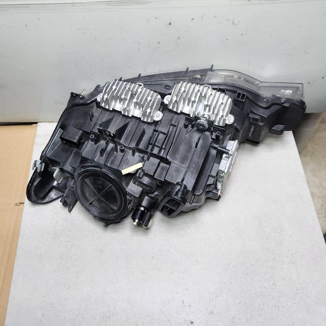BMW Xenon Headlight Right Front Right Bi-Xenon 7259544 3 Series F30 F31 LCI