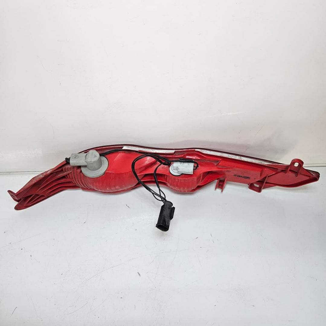 7177075-2008-2010 BMW 6 Series Coupe E63 E64 M6 650i Taillight Left Rear 