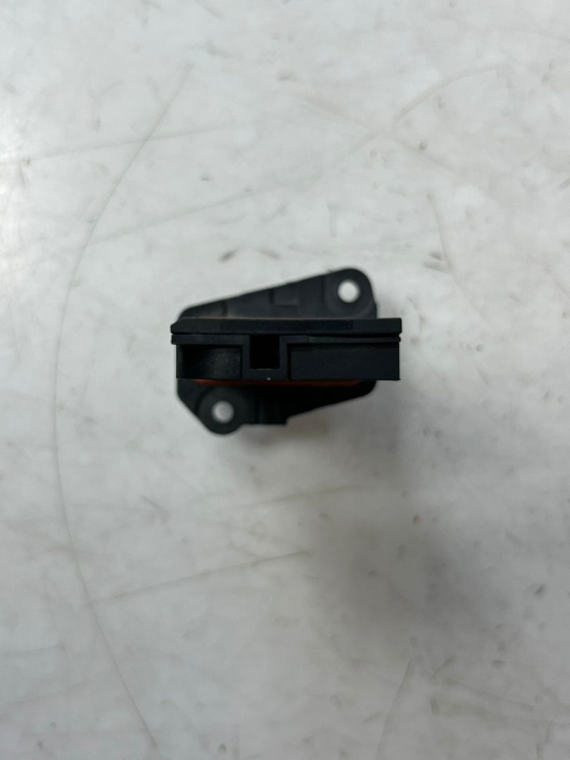 2017-2020 BMW 230i X3 X5 F22 F3X G30 G12 G01 G02 Mass Air Flow Sensor 8605565