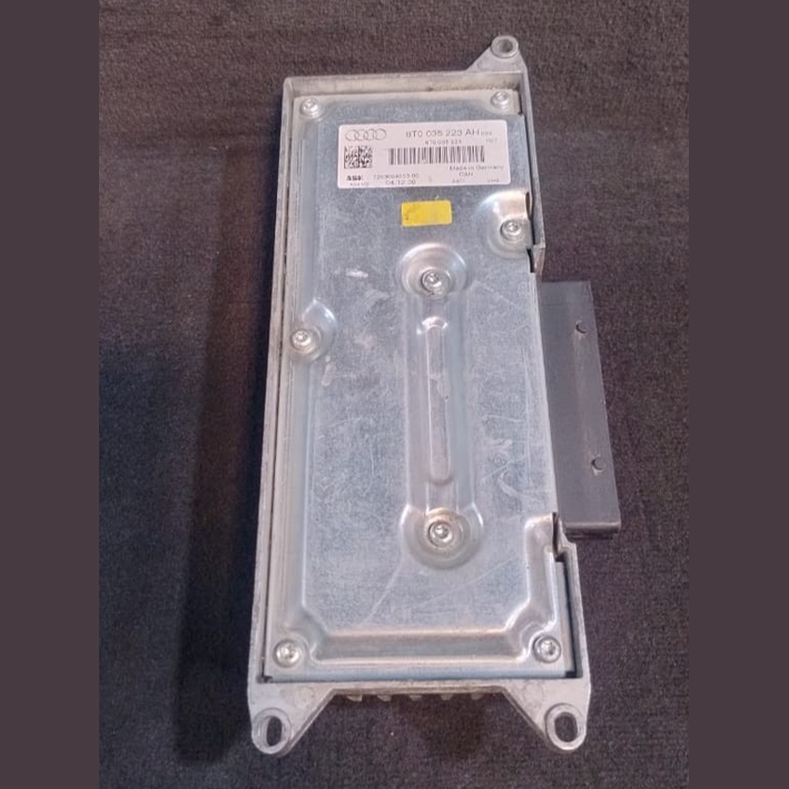 AUDI OEM  A4 A5 S5 Q5 B8 RADIO AMPLIFIER BOOSTER 8T0035223