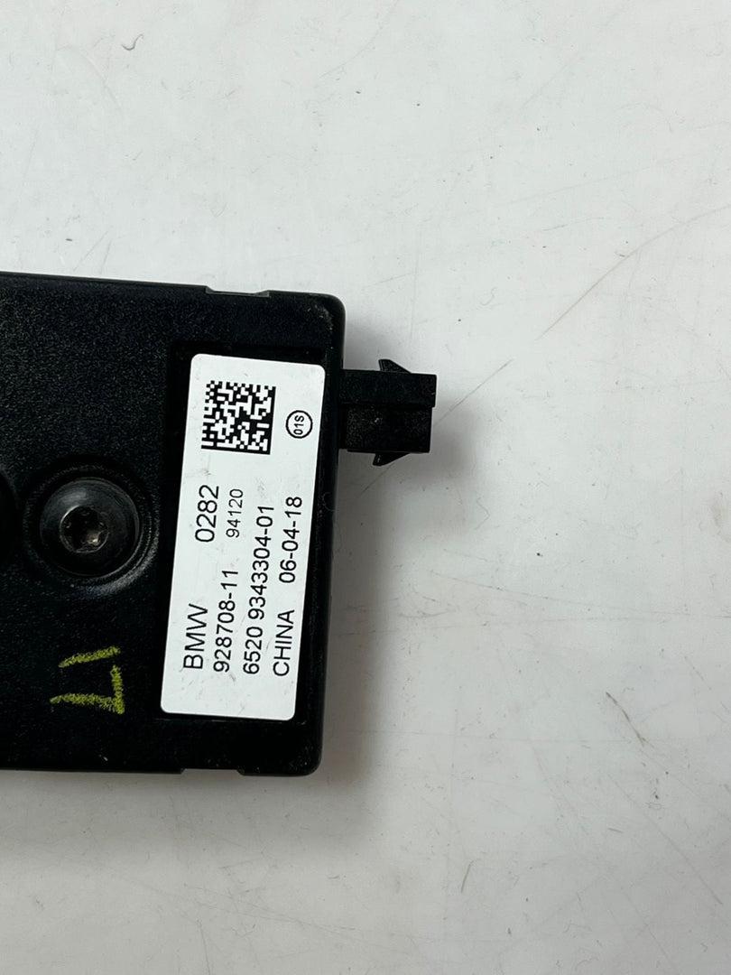 2014-2018 BMW X5 F15, F16 X6 F26 X4 Antenna Amplifier 9343304 OEM