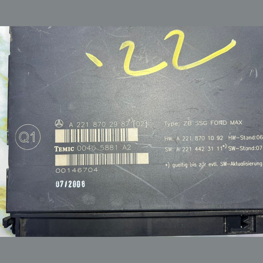2007-2013 Mercedes-Benz S550 W221 Rear Seat Control Module A221 8702987 OEM