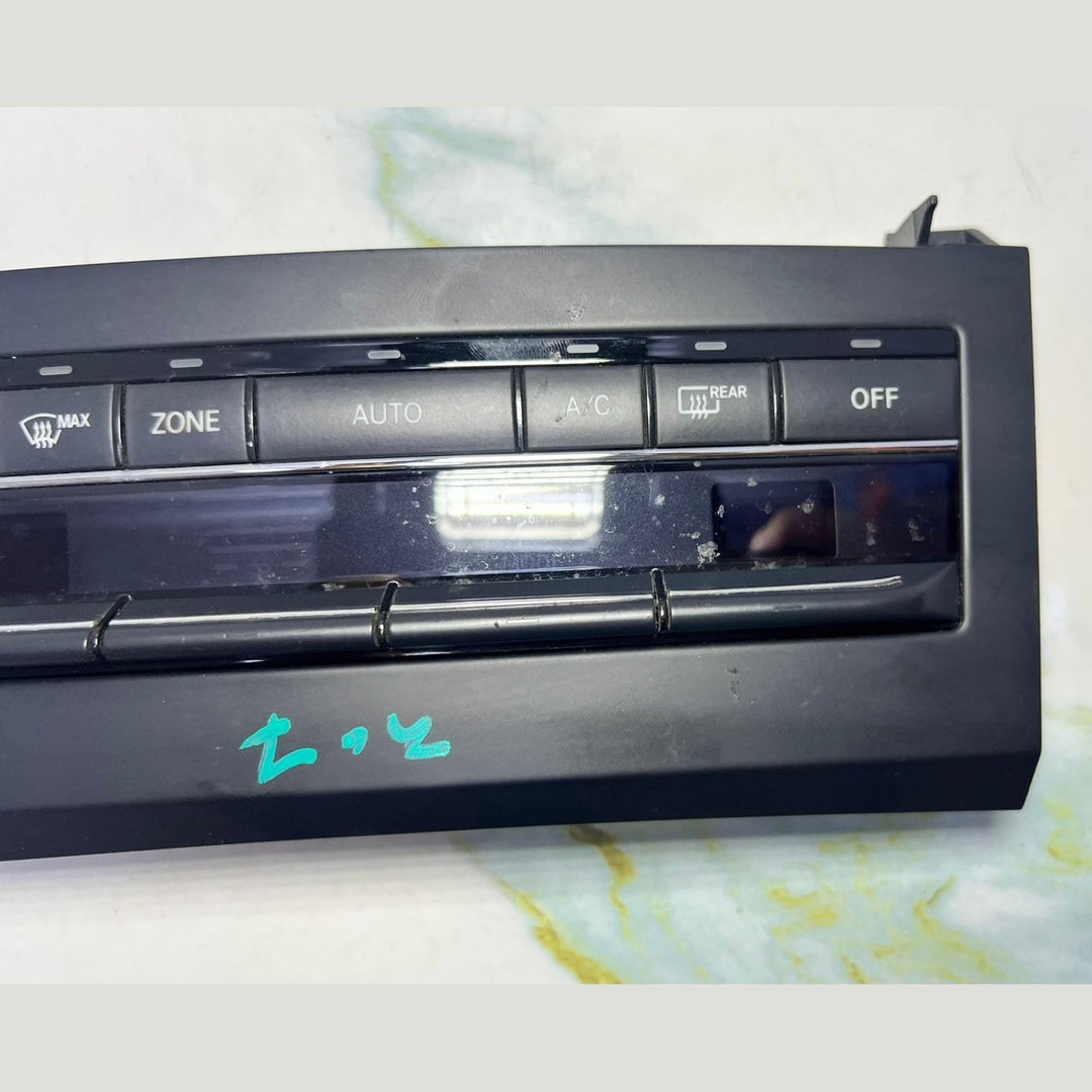 Mercedes Climate Control Unit A2129009109 E-Class W212