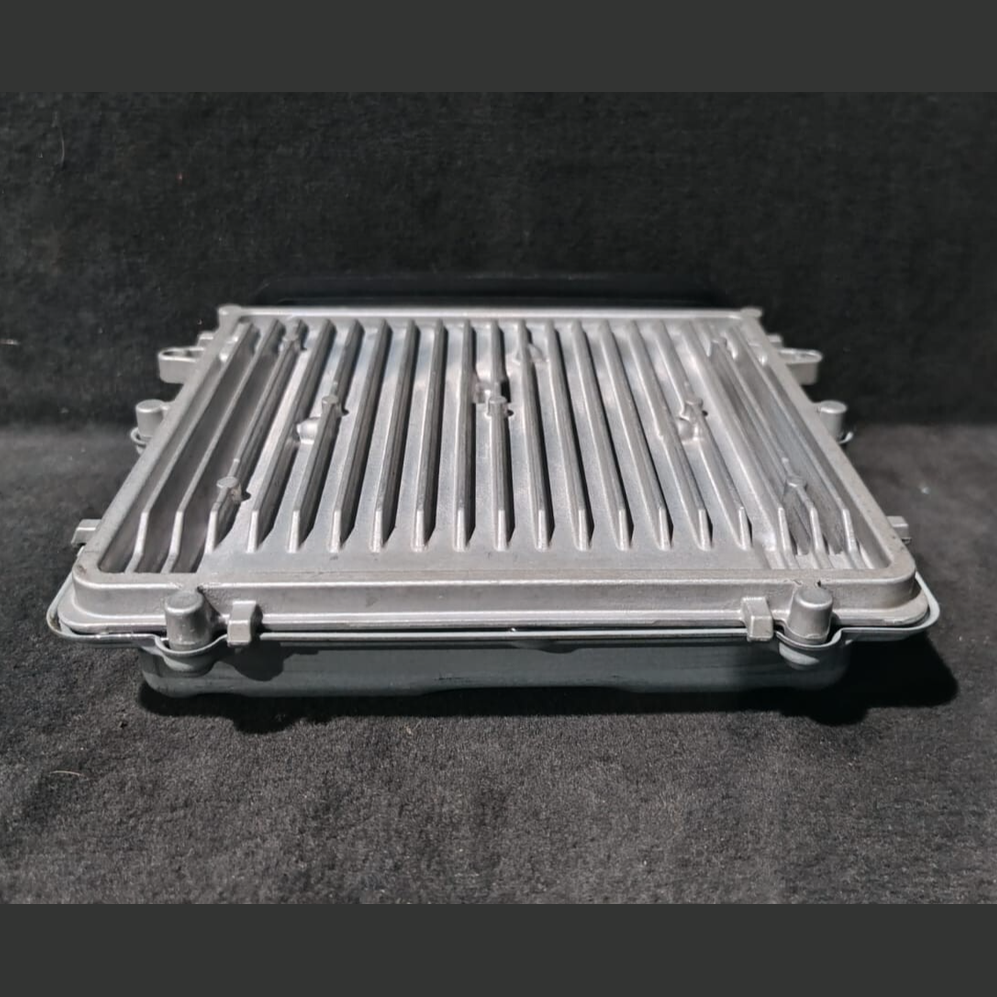 BMW 5, 7 SERIES F01 F07, F02 N57 ENGINE CONTROL UNIT ECU ECM DDE 8516753