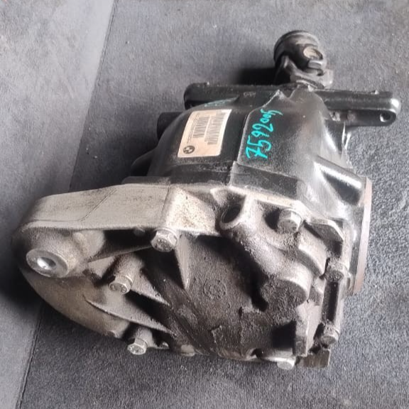 BMW X3 F25 / X4 F26 REAR DIFFERENTIAL CARRIER ASSEMBLY (3.08 RATIO) P/N 7592005