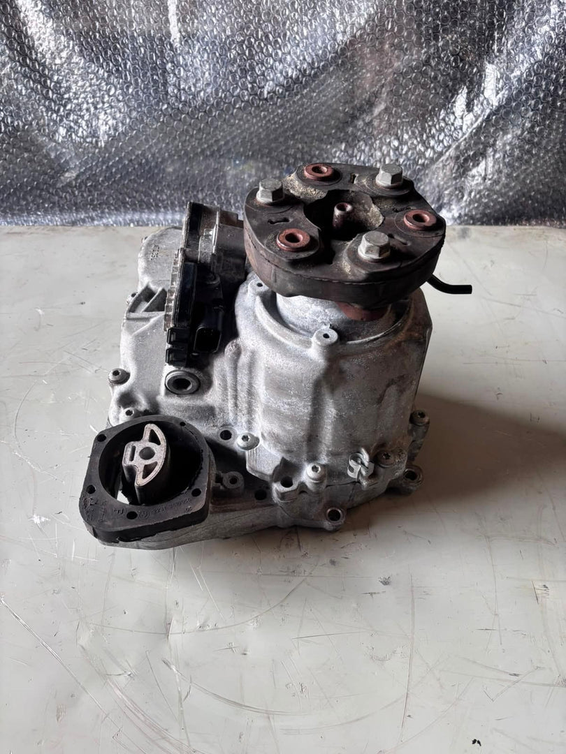 2012-2015 BMW X1 Transfer Case 7639270 X1 E84 OEM ATC 35 L