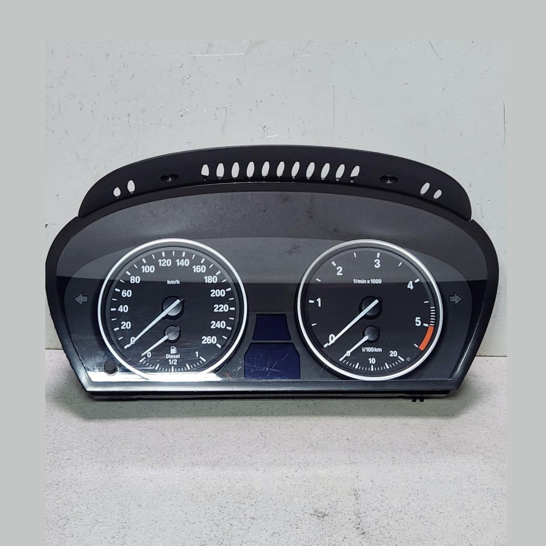 2007-2013 BMW X5 Instrument Cluster Speedometer 9153843 X5 E70