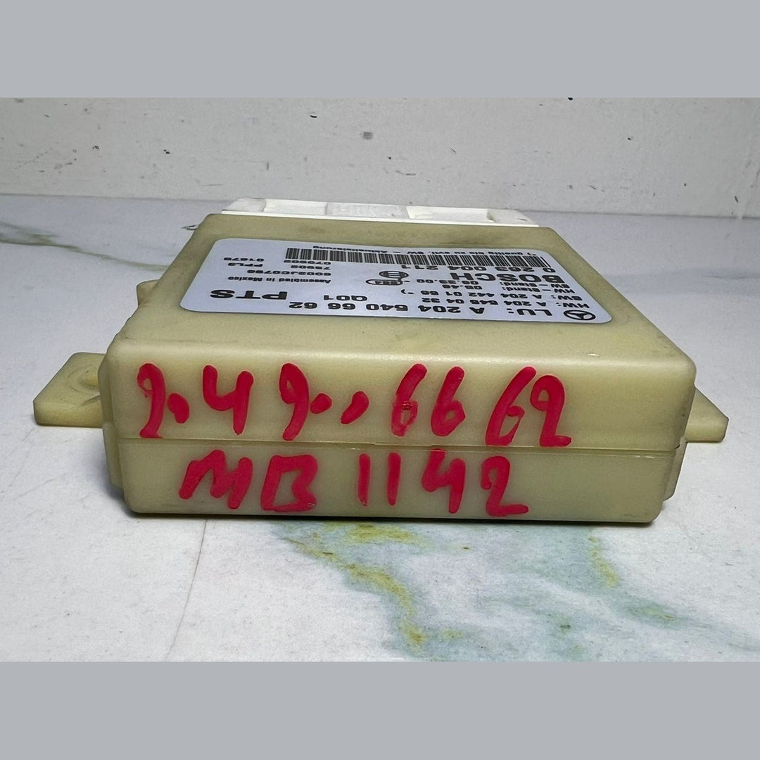 Mercedes-Benz W204 C-Class C200 Parking Distance Control Module A204 5406662 OEM