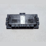 Bild in die Galerieansicht laden, 2007-2013 BMW X5 Footwell Light Control Module 6827063 X5 X6 E70 E71