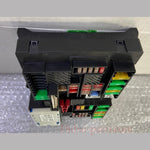 Bild in die Galerieansicht laden, OEM BMW 740 750 G11 G12 REAR POWER DISTRIBUTION FUSE RELAY BOX MODULE 9377503