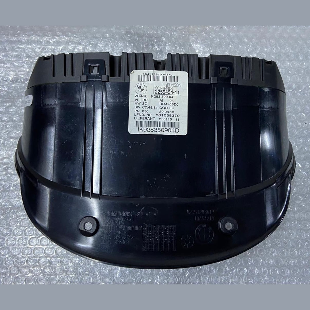 OEM BMW E90 E91 E92 E93 E84 Speedometer Instrument Cluster (KM/H) 9283809