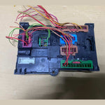 Bild in die Galerieansicht laden, 2018-2023 BMW 530e Power Distribution Box 6837091 530I 540I 740I