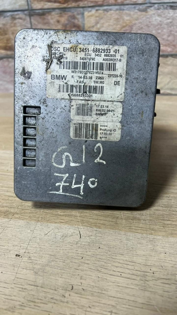 2016-2019 BMW G11 G12 740i Abs Hydraulic Control Unit 6882933 OEM