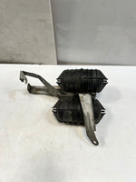 قم بتحميل الصورة إلى عارض الصور، 07-10 BMW E82 E88 E90 E92 135i 335i Turbo Vacuum Tank Canisters BrackeT 7558322
