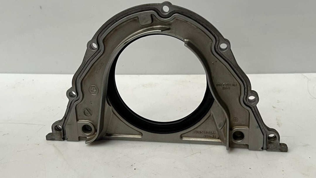 12-16 BMW M5 F10 S63 V8 Engine Crankshaft Housing Seal Bracket 1114 7843353