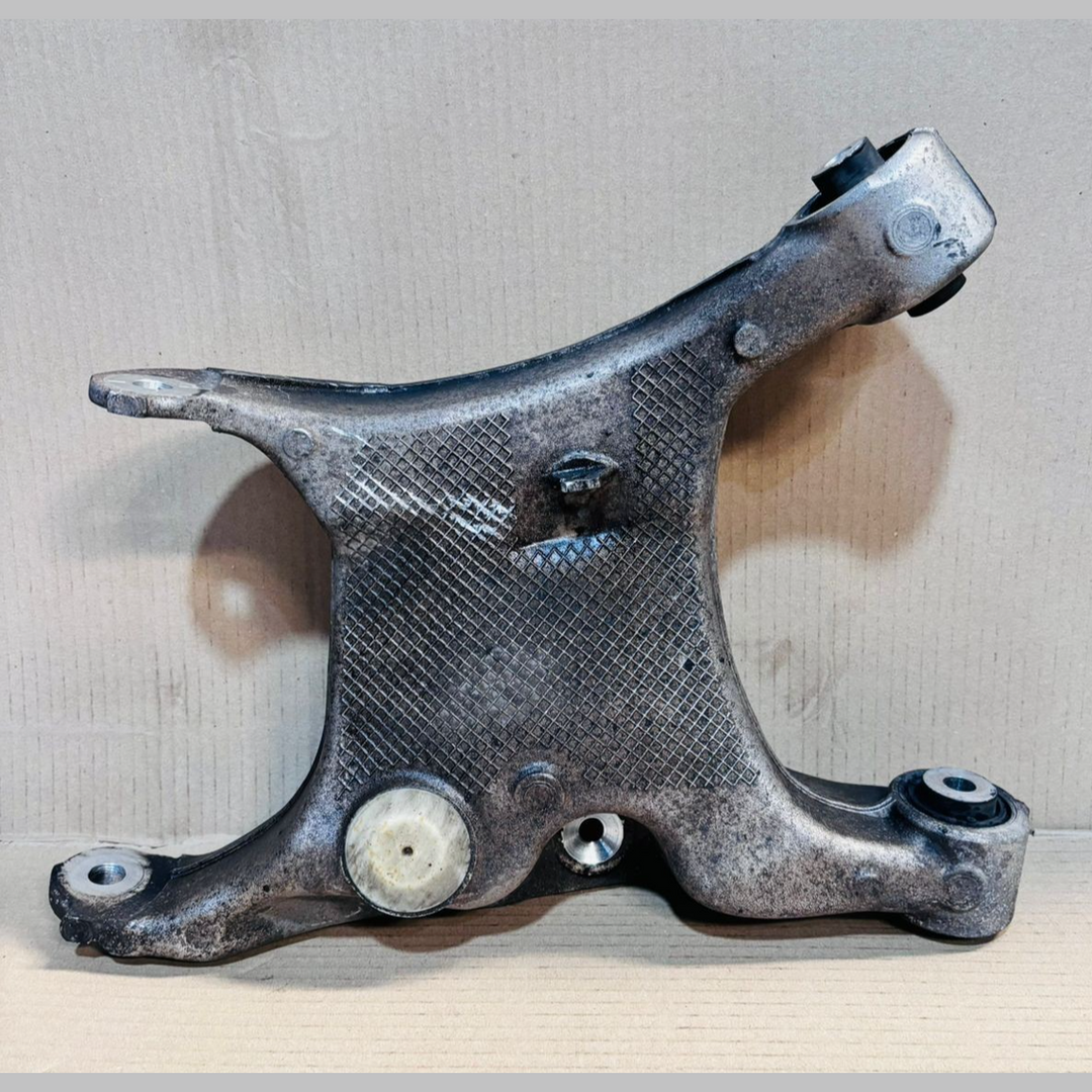 BMW E60 2007  SMG REAR LEFT CONTROL ARM - 6755989